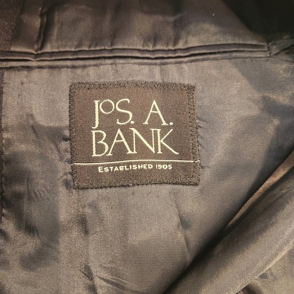 JOS A BANKS 100% CASHMERE NAVY sport Coat. 44R - Picture 5 of 6